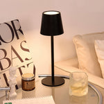 Wireless dimmable table lamp